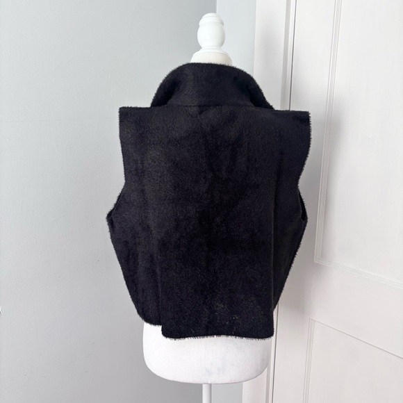 Maeve Brushed Knit Vest Pullover Crop Boxy Soft Knit Heavy Thick Anthropologie - Picture 5 of 7